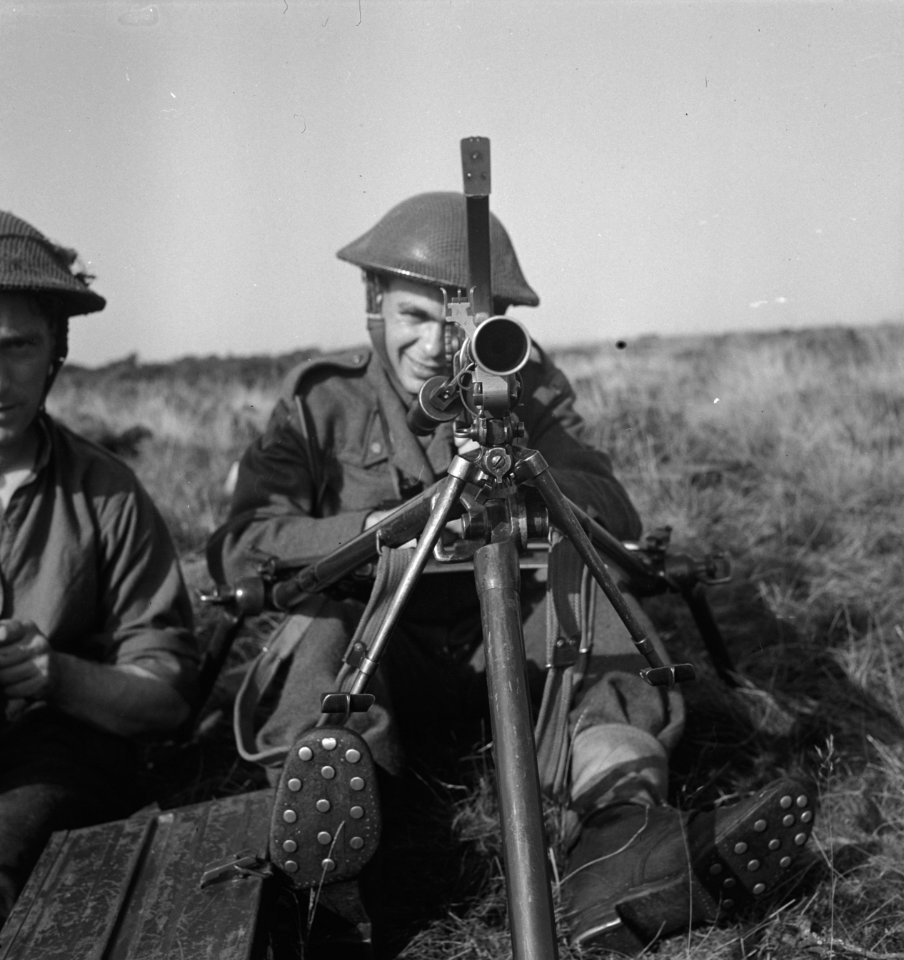 Netherlands Brigade Manoeuvres. Oefeningen Prinses Irene Brigade. Geen bijschri, Bestanddeelnr 934-9377