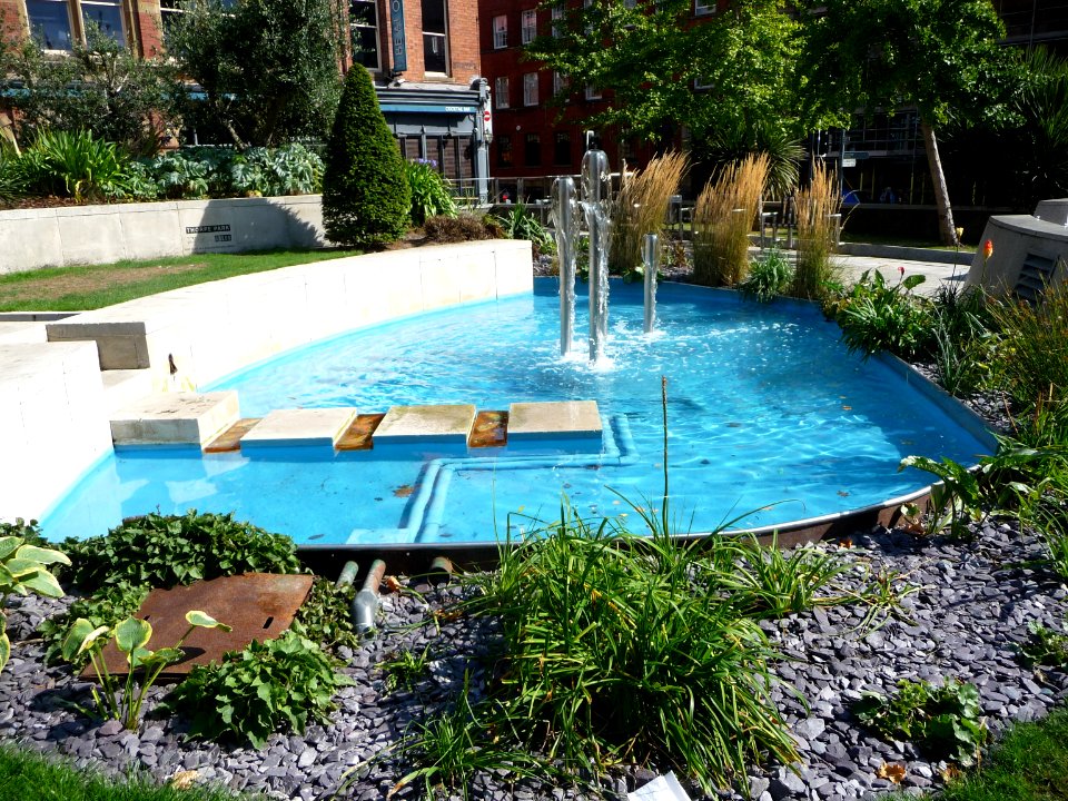 Nelson Mandela Gardens, Leeds 01