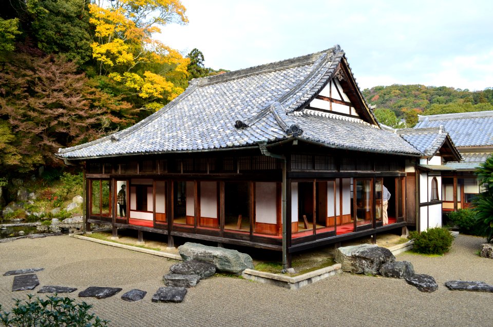 Negoro-ji (Iwade), Nagusagoten