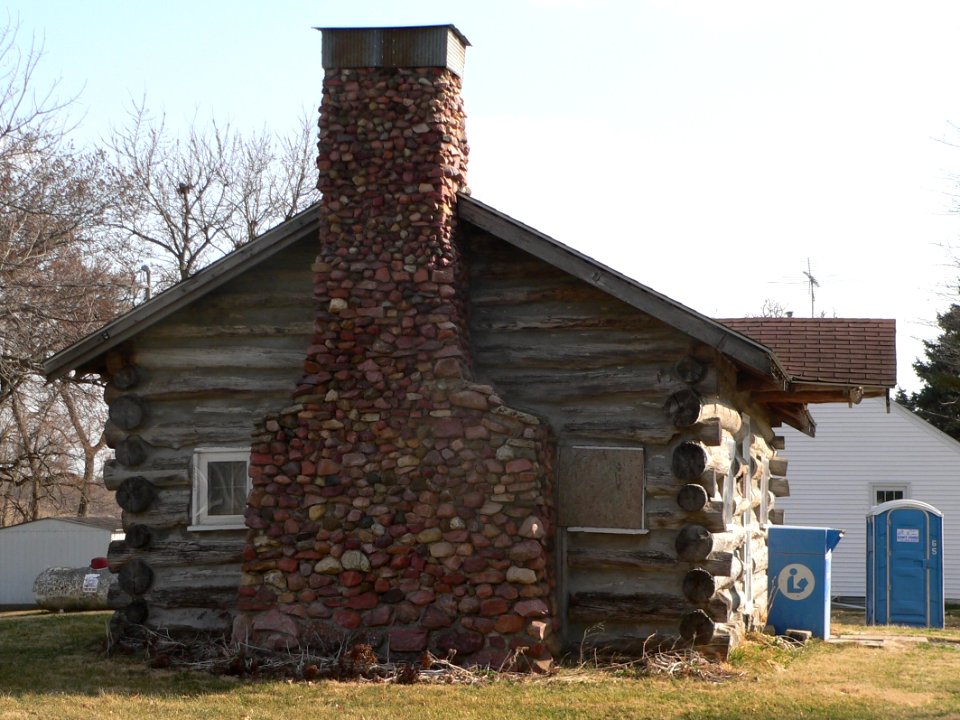Nehawka Public Library from N 1
