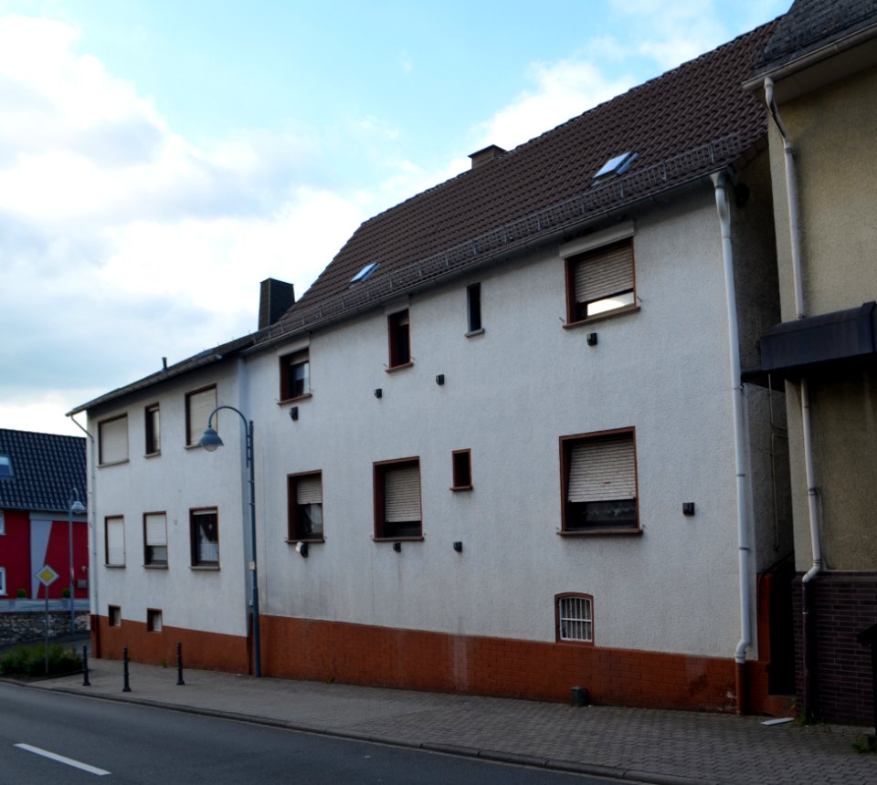 Nentershausen (Westerwald), Koblenzer Straße 20a, Vorderseite