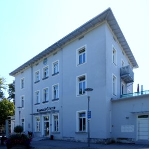 Neuburg an der Donau, Bahnhofsgebäude v W, 1