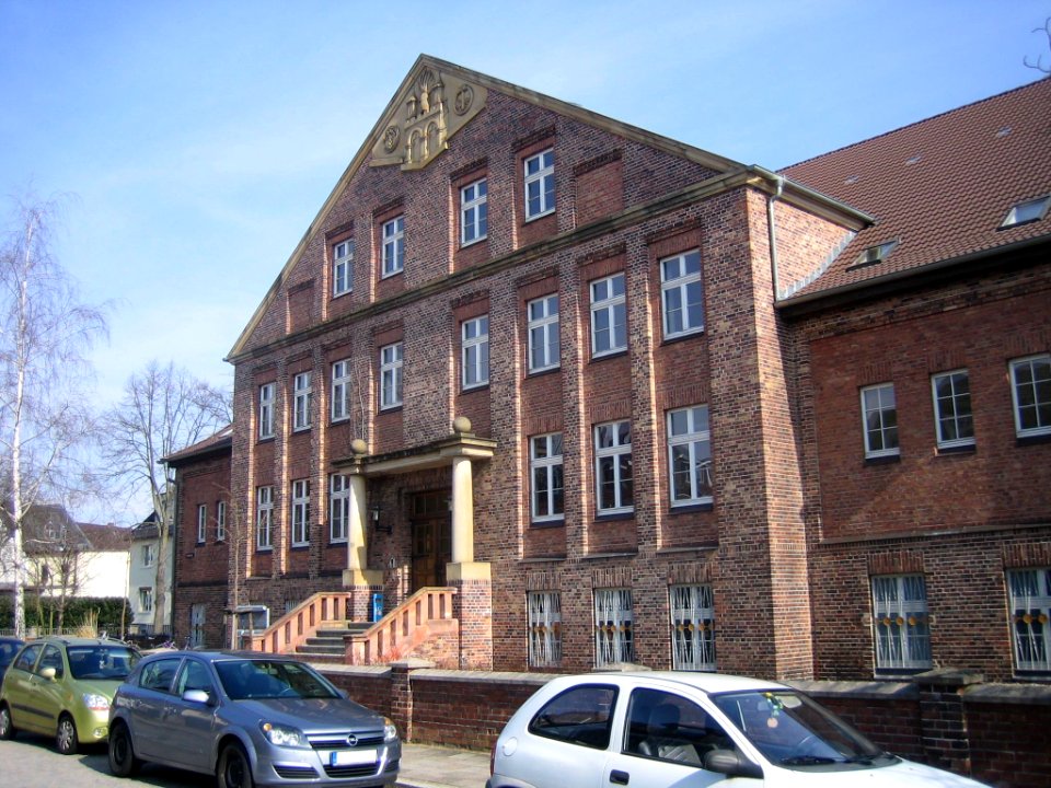 Neubrandenburg-Volkshochschule-01