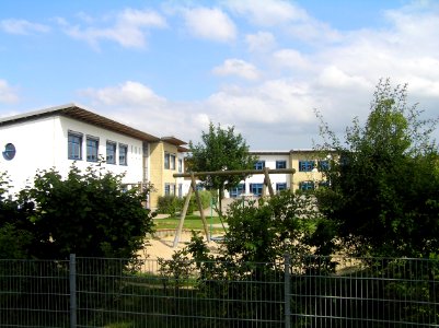 Neu-Anspach, Grundschule am Hasenberg