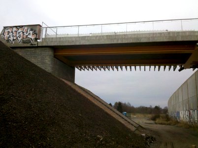Neuseenbrücke über die B 2 zwischen Gaschwitz und Störmthal (Teilprofil seitlich) 2017
