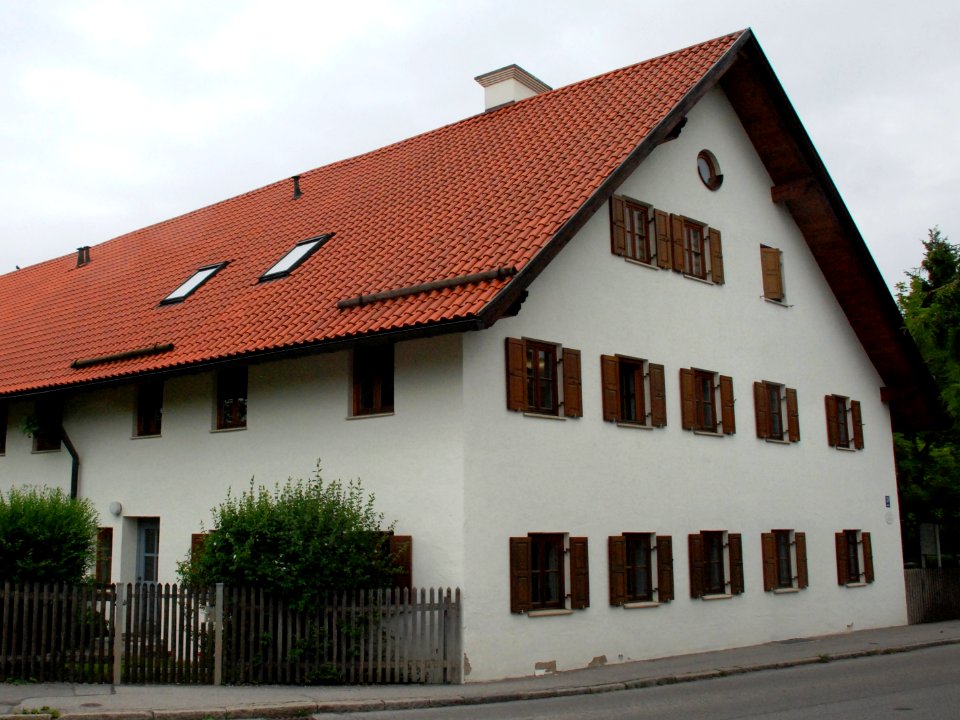 Neuried Gautinger Straße 26 Wirtsbauer