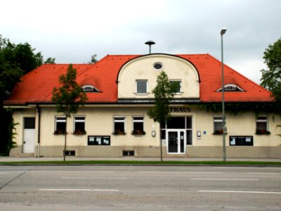 Neuried Planegger Straße 2 Rathaus