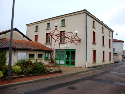Neulise (Loire, Fr) mairie, 1
