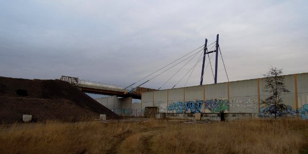 Neuseenbrücke über die B 2 zwischen Gaschwitz und Störmthal (Blick nach Nordost) 2017