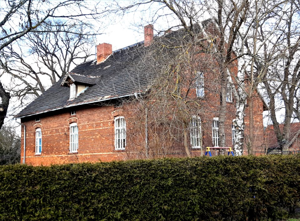 Neukirchen Lindenplatz 2 alteSchule