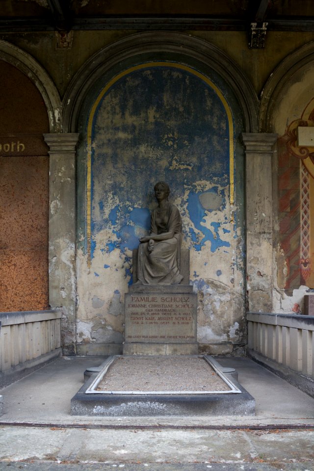 Neuer Annenfriedhof Dresden, Familie Scholz