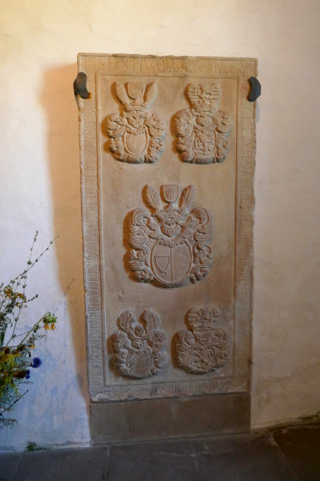 Neuenheerse - Kirche - Grabplatte Maria Theresia von Droste zu Erwitte