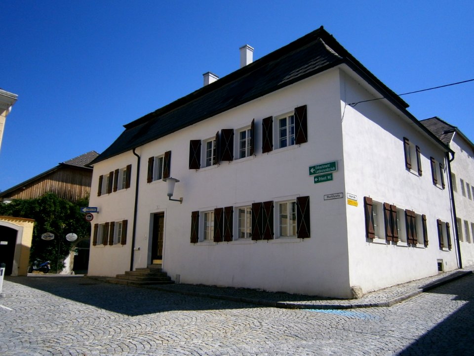 Neumarkt Marktplatz 5