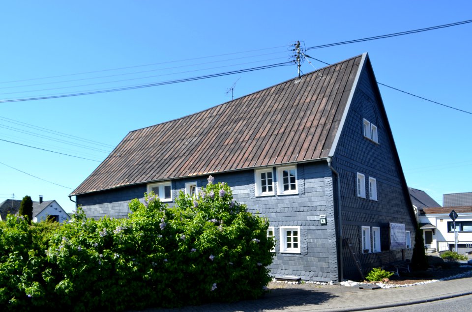 Neunkhausen, Hachenburger Straße 4