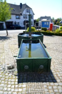 Neunkhausen, Brunnen vor Hauptstraße 26 (1)
