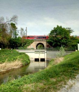 Neuer Federbach, Brücke Bahnstrecke Karlsruhe-Winden
