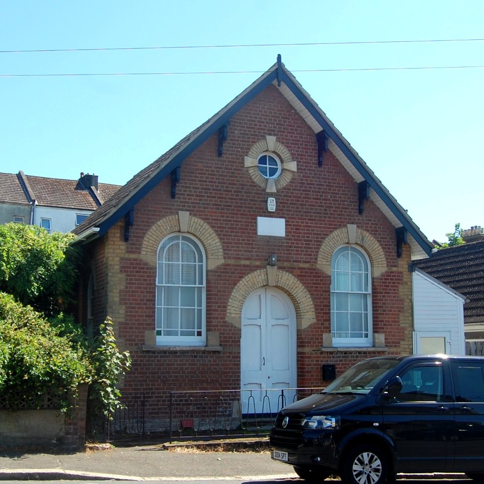 Newgate Hall (Former Primitive Methodist Chapel), Newgate Road, Bohemia, Hastings (June 2020) (3)