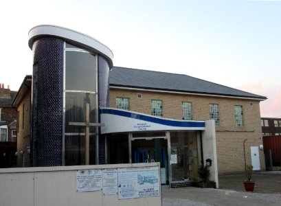 Newport Congregational Church, Pyle Street, Newport, Isle of Wight (May 2016) (2)