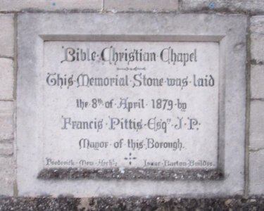 Newport Methodist Church, Quay Street, Newport, Isle of Wight (May 2016) (Datestone)