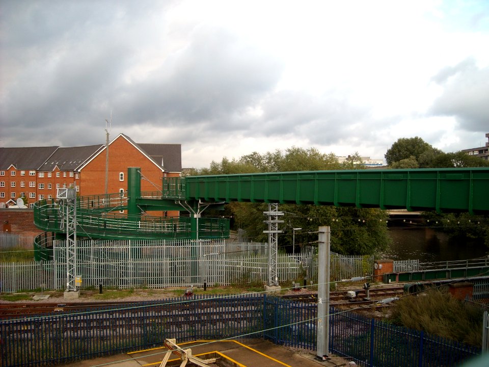 NewBedfordRoute51RailFootbridge