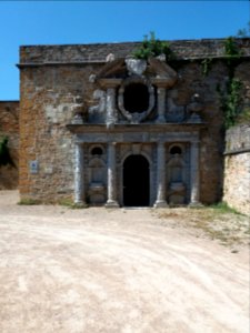 Neuville-sur-Saône - Nymphée, façade