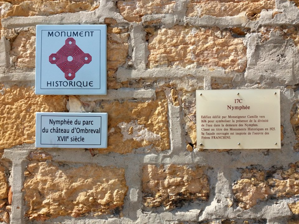 Neuville-sur-Saône - Nymphée, plaques