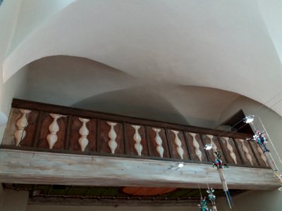 Neuville-sur-Saône - Chapelle d'Ombreval, mezzanine peinte