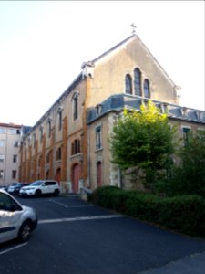 Neuville-sur-Saône - Chapelle de l'établissement scolaire Notre-Dame de Bellegarde 2