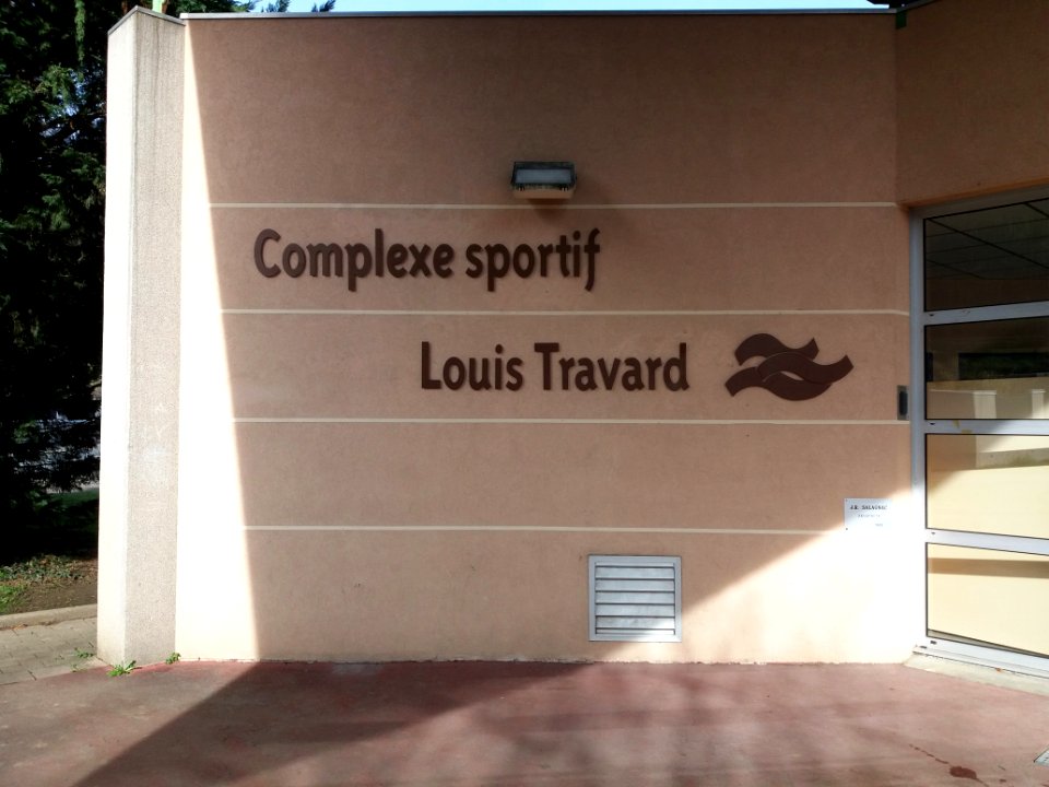 Neuville-sur-Saône - Avenue Auguste Wissel - Complexe sportif Louis Travard