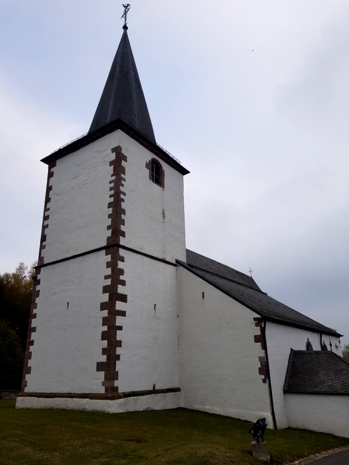 Neundorf-Mutter-Gottes-Kirche (12)