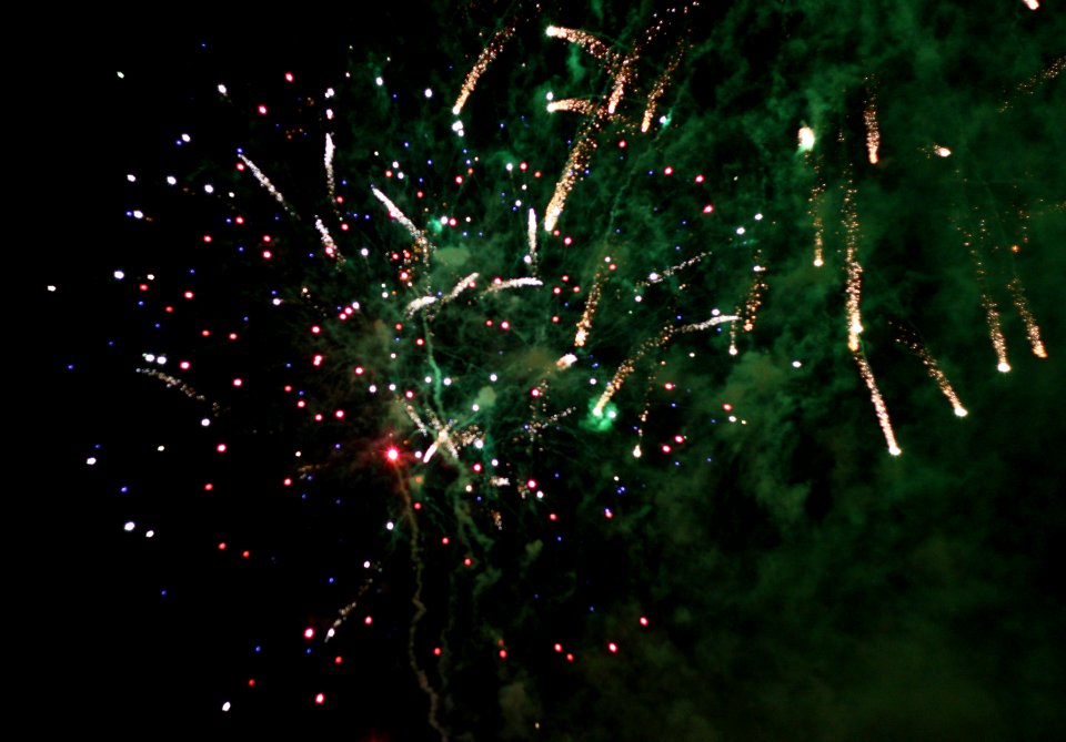 New Years Eve fireworks Oulu 20101231 07
