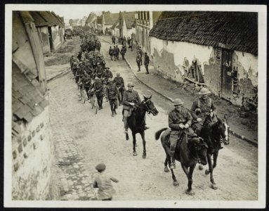 New Foundland Regiment marching back to billets. After Monchy, Bestanddeelnr 158-0931