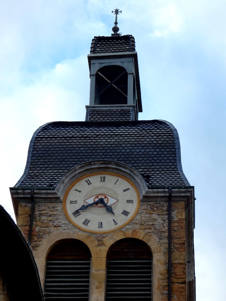 Neuville-sur-Saône - Église Notre-Dame de l'Assomption - Clocher nord - Horloge côté est