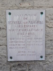 Neuville-sur-Margival (Aisne) plaque mon aux morts sur l'ancienne mairie