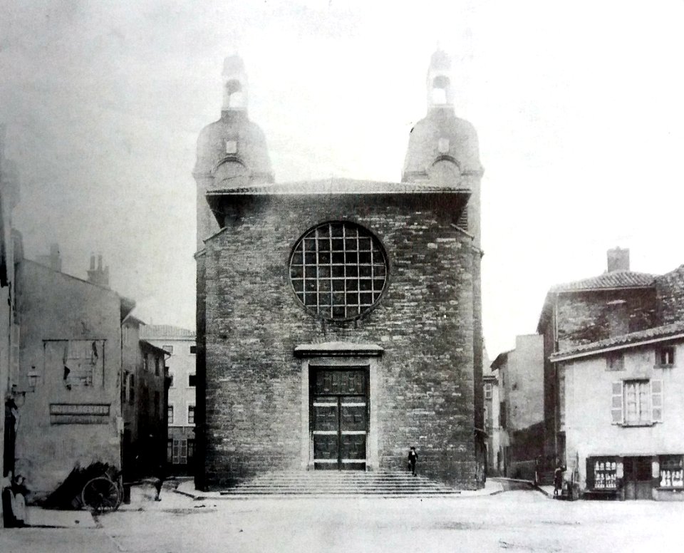 Neuville-sur-Saône - Église Notre-Dame de l'Assomption - Façade du XVIIe siècle