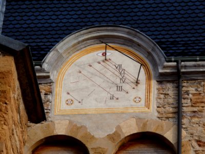 Neuville-sur-Saône - Église Notre-Dame de l'Assomption - Clocher sud - Cadran solaire