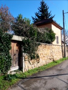 Neuville-sur-Saône - Chemin de l'Écho - Ancienne bâtisse