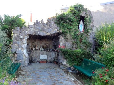 Neuf-Mesnil (Nord, Fr) grotte de Lourdes