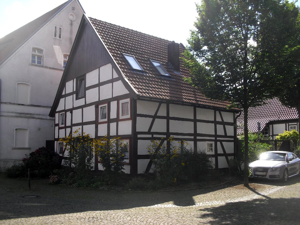 Neuhaus-Sertürnerstrasse 9