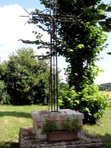 Neuflieux (Aisne) croix de chemin