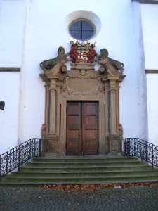 Neuhaus-Portal Kirche