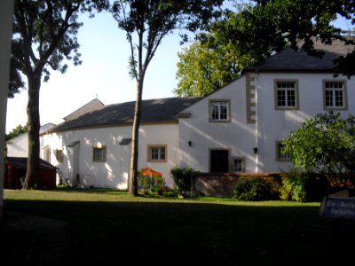 Neuhaus-Marstall-Rückseite