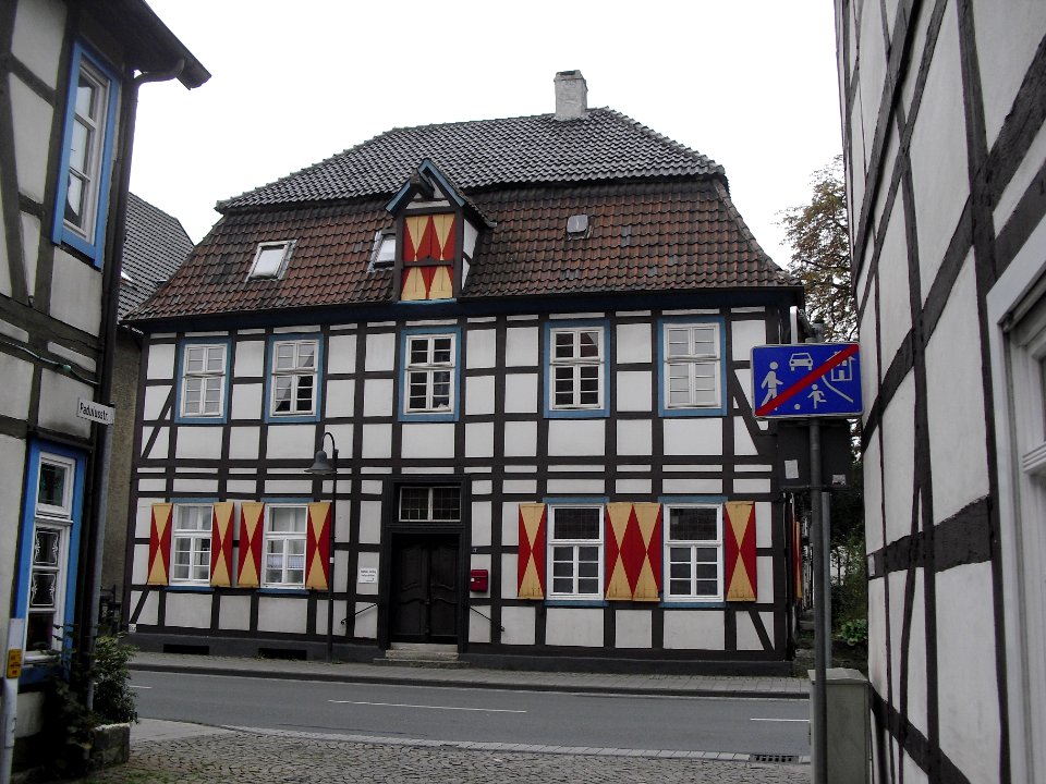 Neuhaus - Schlossstrasse 2