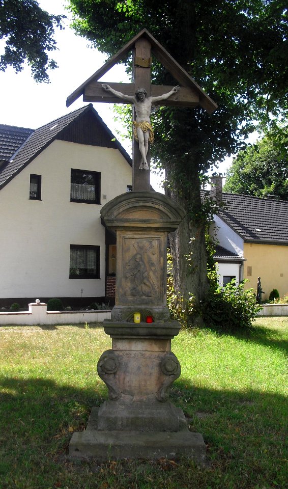 Neuhaus-Bildstock mit Kruzifix Am Hoppenhof
