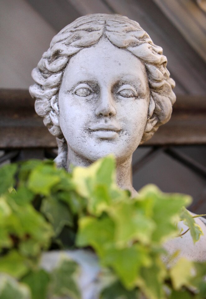 Concrete antiquity stone figure