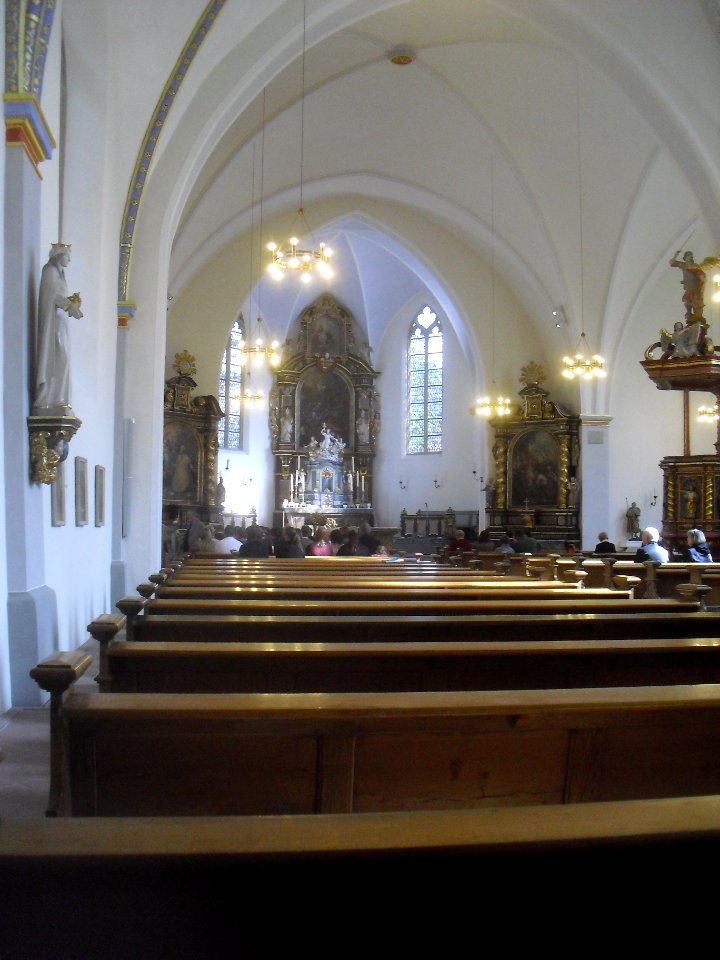 Neuhaus-Kirche innen