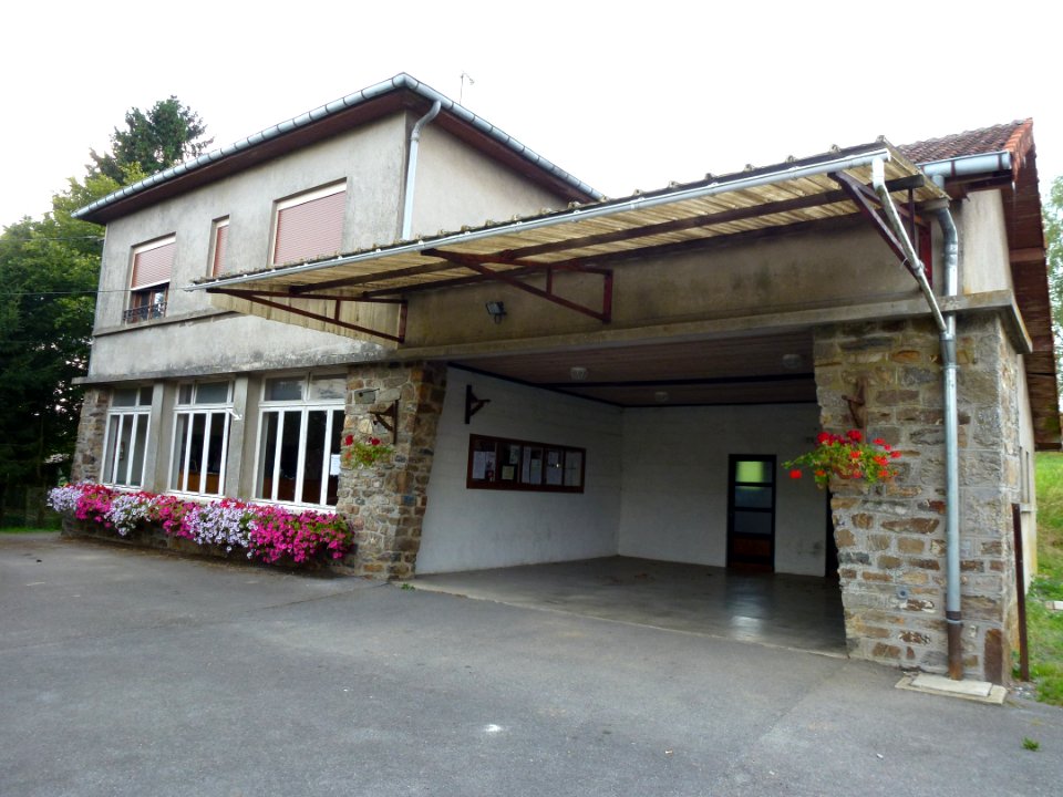 Neuville-lez-Beaulieu (Ardennes) 2ème mairie, Beaulieu