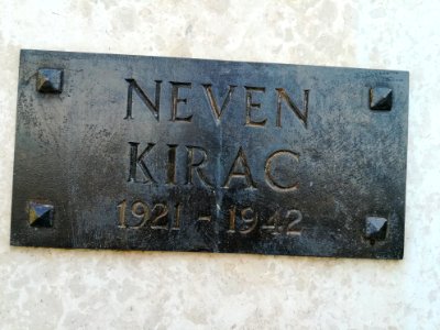 Neven Kirac - Titov park (Pula) 04