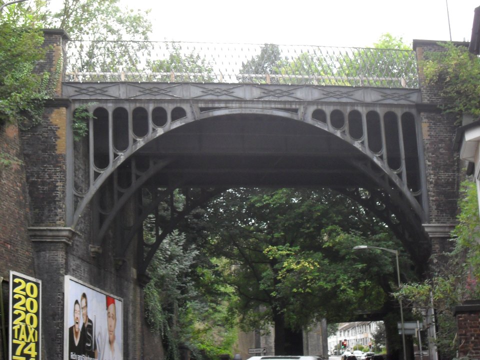 New England Railway Bridge, New England Road, Brighton (NHLE Code 1380104) (September 2010)