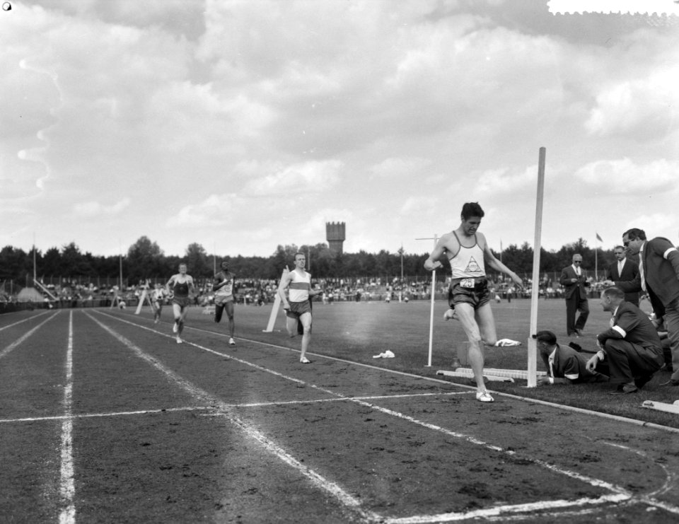 Nederlandse atletiekkampioenschappen in Eindhoven, 800 m (heren), Bestanddeelnr 911-4509